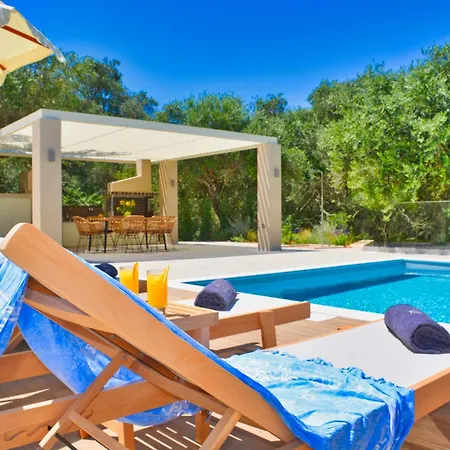 Minerva Estate - Private Complex For 15 Guests * Kamara (Corfu)