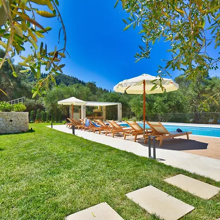 Villa Minerva Estate - Private Complex For 15 Guests *