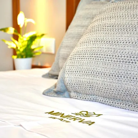 Minerva Estate - Private Complex For 15 Guests *